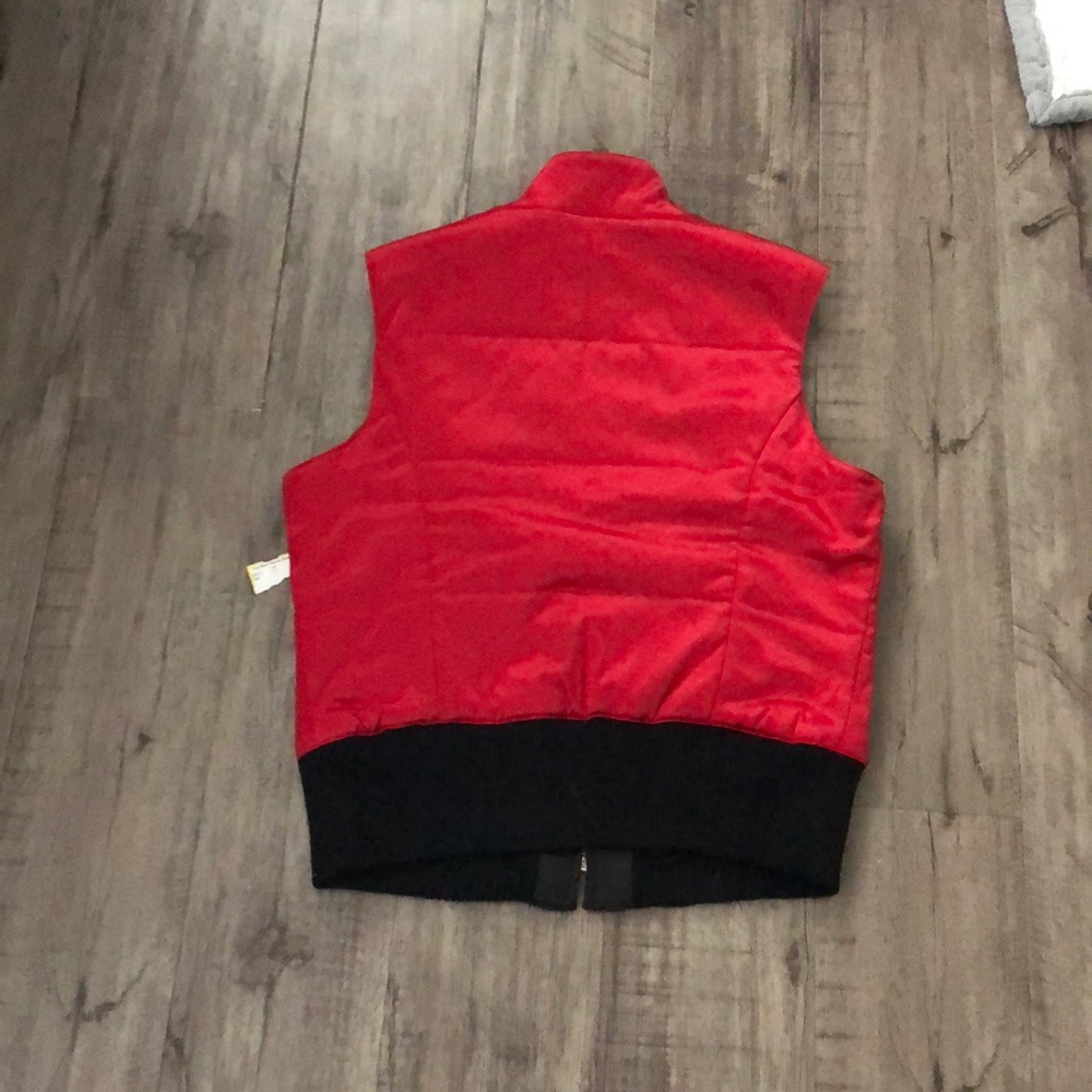 Red Vest - Picture 2 of 4